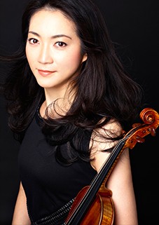 Akiko Suwanai